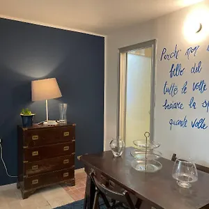 https://splendida-taverna-dotata-di-tutti-i-comfort-a-150-mt-dal-mare.it-tuscanyhotel.com